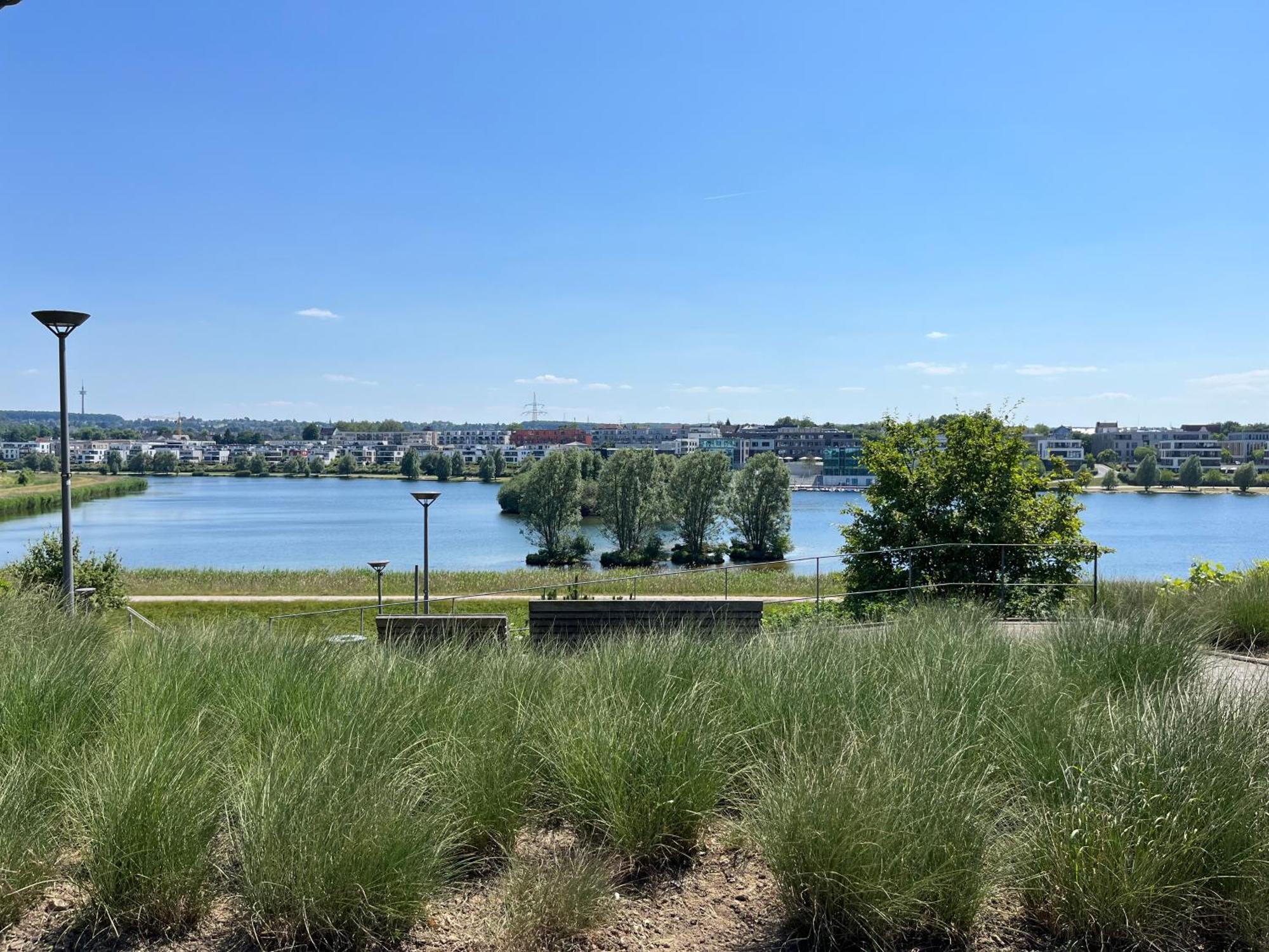 Haus Mit Panoramablick Auf Den Phoenixsee 도르트문트 외부 사진