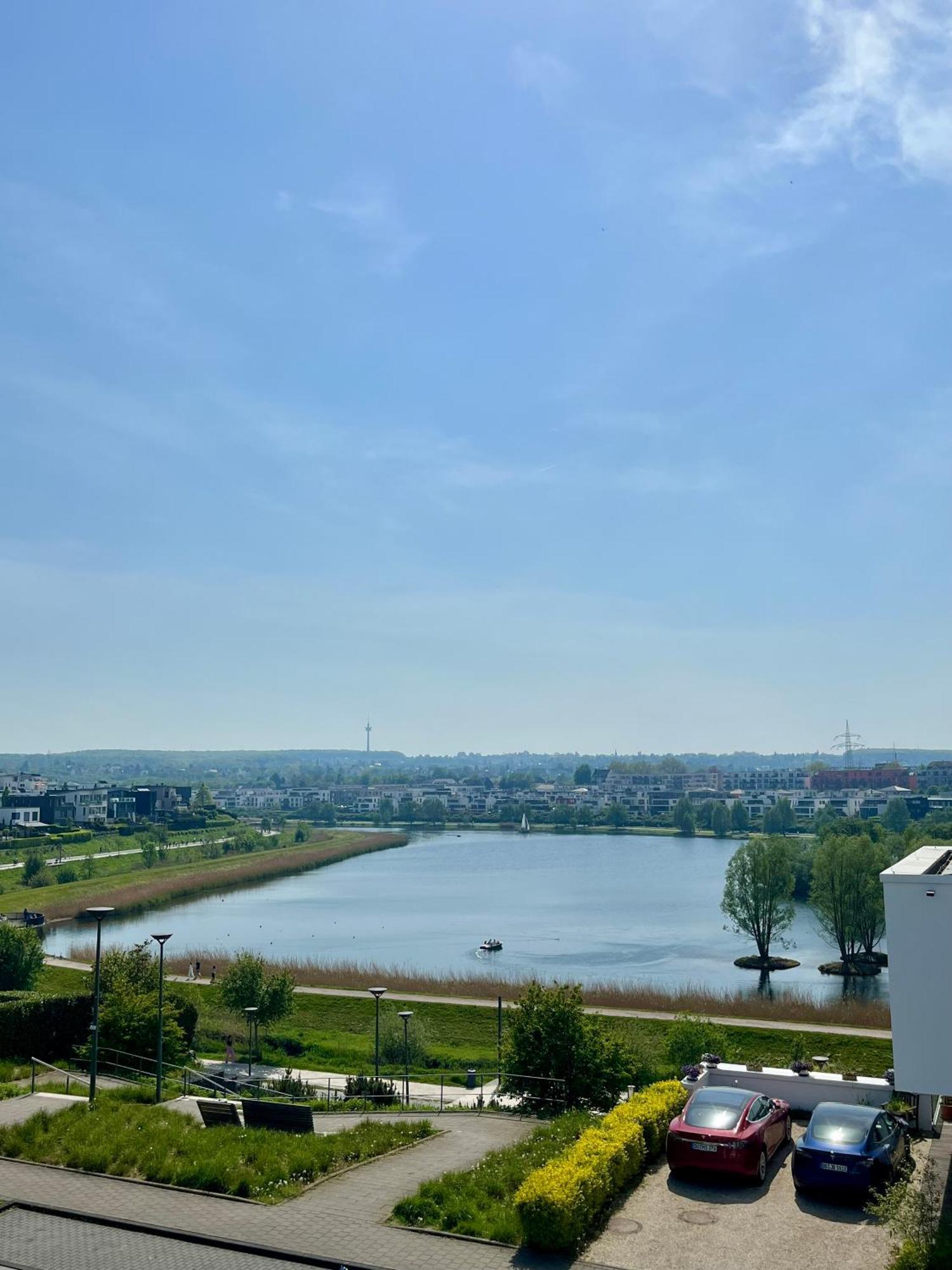 Haus Mit Panoramablick Auf Den Phoenixsee 도르트문트 외부 사진