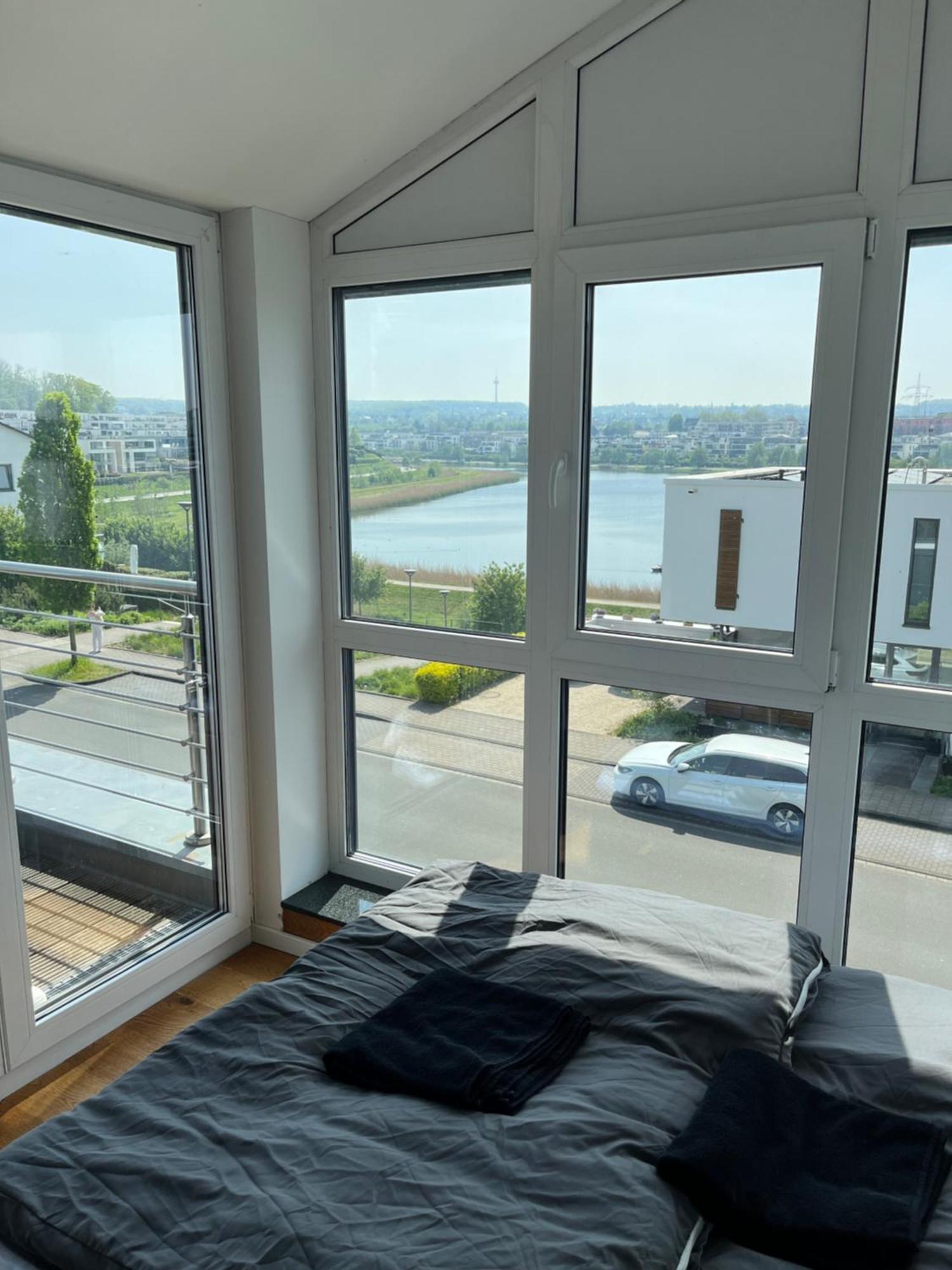 Haus Mit Panoramablick Auf Den Phoenixsee 도르트문트 외부 사진